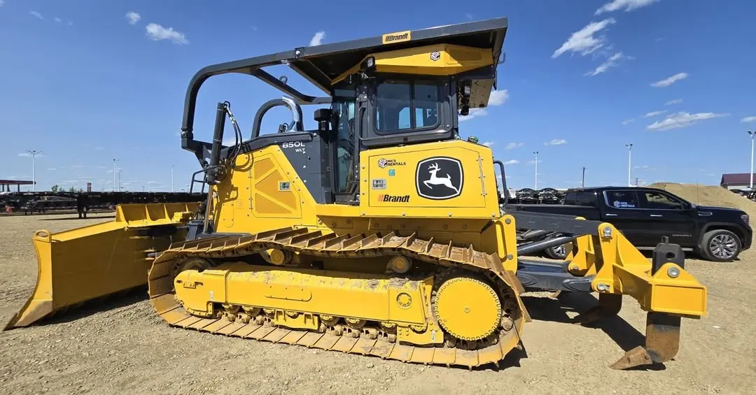 Small Dozer Rent MCS Rentals Inc.